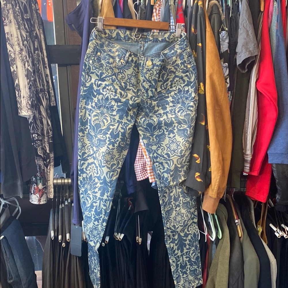 Sacred Virtue Blue Floral Jeggings